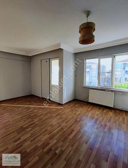 Klc'den Paşaalanı Sağlıkçılar Sitesi 3+1 145 M² Kiralık Daire