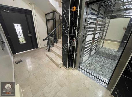 Mahmutbey Metronun Hemen Yanında Lüx Yeni Bina Daire