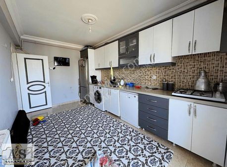 Çerkezköy Kızılpınar'da 3+1 Kapalı Pazar Civarı Ön Cephe İskanlı