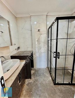 Havuzlu Sitede, Sıfır 2+1 Daire