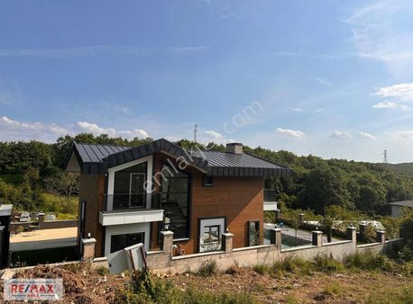 Remax Anka'dan Şile'de 610 M2 5+1 Müstakil Sıfır Villa