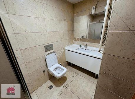 Secret House'dan Sitede Masrafsız 2+1 Arakat