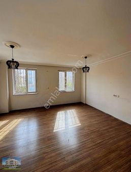 Kültür 1.kat 110 M2 Eşyasız Balkonlu Kiralık!!!!