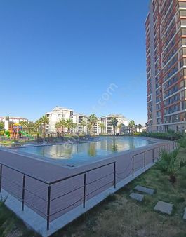 Doğru Gayrimenkulden 7/24 Güvenlikli Havuzlu Site İçerisinde 3+1