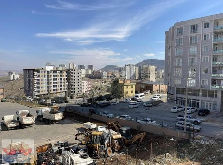 Belediye Garajı Yanı Satılık Eşyalı 1+1 Daire