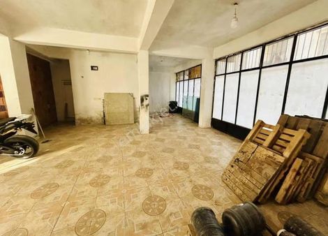 Mevlana Mahallesinde Geniş Lavabo'su Mevcut Kiralık Dükkan