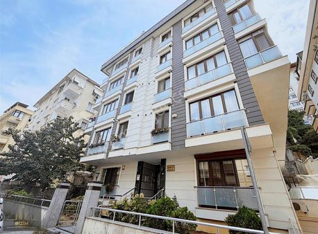 Bizim Gayrimenkul'den Kullanışlı Teraslı Ayrı Mutfak 2+1