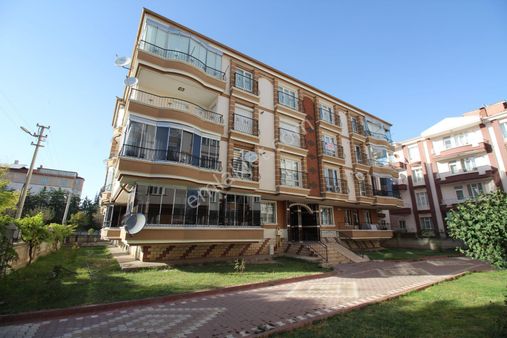 Aksaray Nakkaaşda Site İçinde Kiralık 3+1 Daire