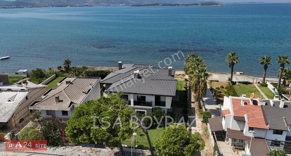 Urla Kalabak'ta Denize Sıfır Villa