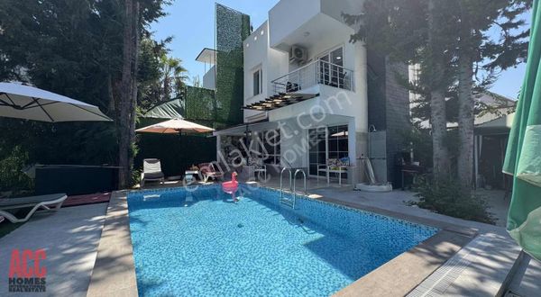 Acc Homes'tan Belek'te 4+1 Eşyalı Havuzlu Kiralık Müstakil Villa
