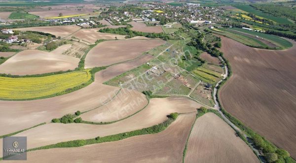 Silivri Kurfallı'da Köy İçi 8.278 M2 Müstakil Tarla Tek Tapu