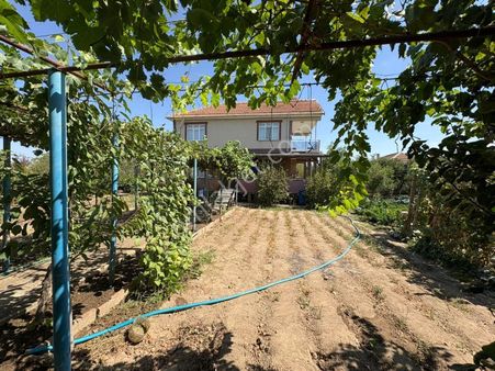 Adrian'dan Değirmenyeni Köyünde Satılık 2700 M2 Arsa Ve Dubleks Ev