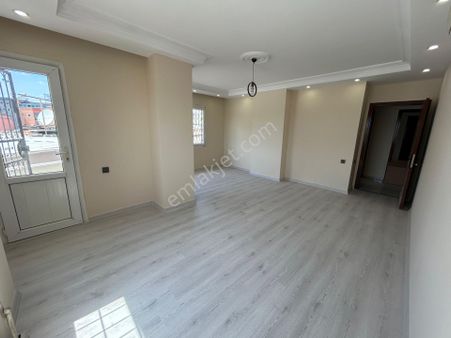 Sümer Mahallesinde Satılık 3+1 Hasarsız Daire