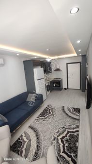 Çarkıparede Park Manzaralı 1+1 Ful Eşyalı İskânlı Hasarsız Kiralik Daire