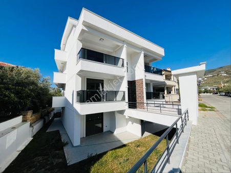 Altınoluk Kazdağları Eteklerinde Bahçeli Ve Teras Dublex Seçenekli 3+1 Dublex Daireler