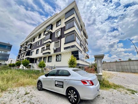 Akçay Sezgin Emlak'tan Arakat & Doğalgazlı & Asansörlü 2+1 Daire