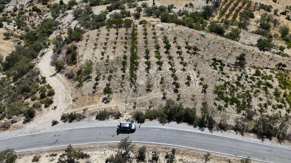 Silifke Kıca Köyü 2200 M2 Satılık Hobi Bahçeli Arsa