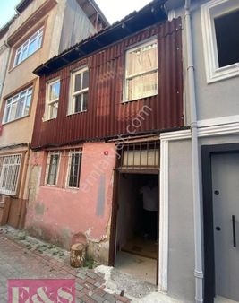 Es Gayrimenkul Cerrahpaşada 1+1 Kiralık Daire