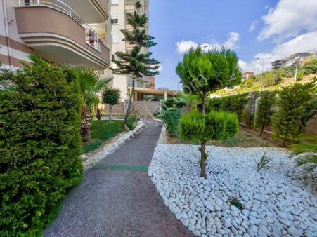 Alanya Cikcilli’de Deniz Ve Dağ Manzaralı 2+1 Eşyalı Daire