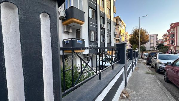 Buca Yenigün Mahallesinde Satılık 3+1 Bakımlı Daire