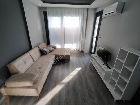 Renas Robin'den Abonelikleri Açık Eşyalı İskanlı Balkonlu Kaçırılmayacak 1+1bakmadan Geçme