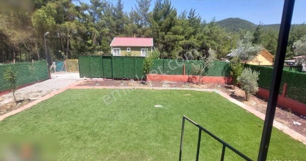 Menderes Yeni Köyde Doğa İçersinde Satılık 300 M2 İçinde 1+1 Sat