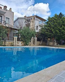 İzmir Yeni Foçada 4+1 Satılık