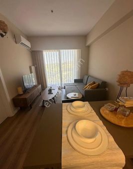 Çiğli Balatçıkta Eşyalı Site İçinde 1+1 Kiralık Daire