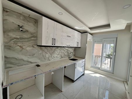 Ayrı Mutfaklı, Katta, Geniş Kullanışlı Sıfır 2+1