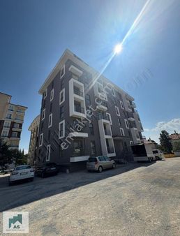 Çünür De İstanbul Yolu Üzerinde Ara Kat 1+1 Sütüdyo Daire Ara K.