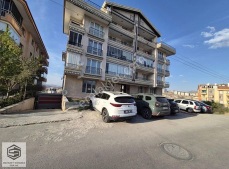 Seyranbağları 3+1 140 Mt2 Satılık