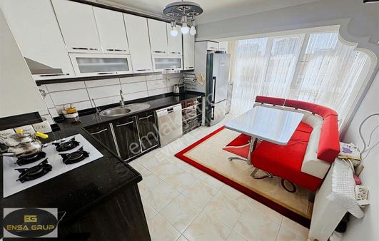 Gazeller Cd Yakını Komple Ön Cephede Yapılı Krediye Uygun 3+1