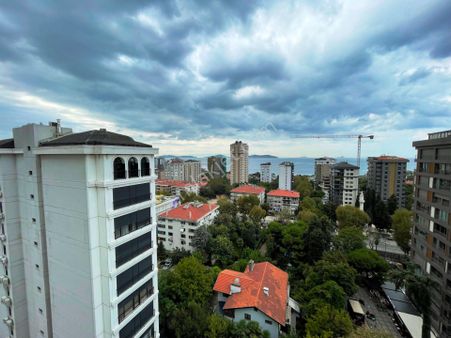 Erenköy Bağdat'a 3.bina Sıfır 11.kat Manzaralı 175m2 Kiralık 3+1