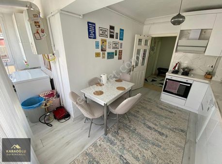 Karaoğlu Gayrimenkul'den Karakaya'da Cadde Üstü 3+1 Daire