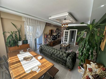 Derebahçede 3+1 Havuzlu Site İçinde Satılık Daire