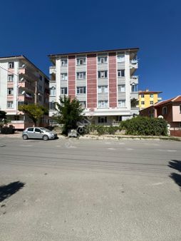 Dinç Emlaktan İstasyon Mahallesinde Satılık Daire