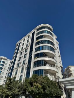 Karaköprü’nün Gözde Sitesinde Prestijli 4+1 Daire