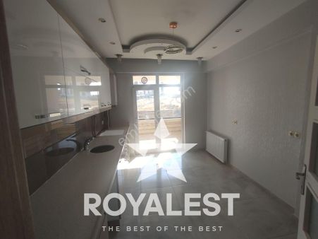 Royales'ten Fırsat Geniş 2+1 Daire