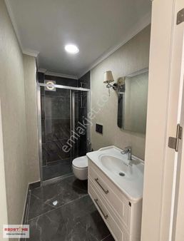 Sapanca Ünlüce'de Panaromik Göl Manzaralı Lüks Villa