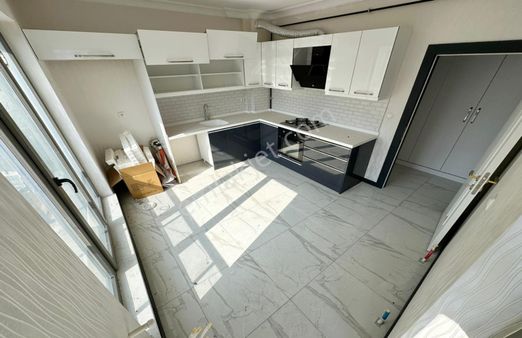 Pamuklarda Cadde Yakını Ultra Lüks Site Konseptli 3+1 Dairemiz