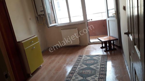 Şirintepe'de Eczacılığa Çok Yakın 1+1 Apart