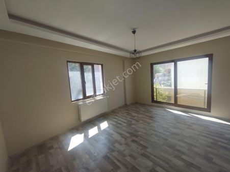 İzmir Bergama Maltepe Mah. Satılık Dairr