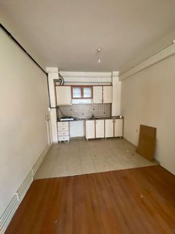 🏠 Yenibağlar Mahallesi’nde 1+1 Kiralık Daire