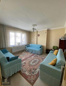 Desticiler Kırım Cad.üzeri Ayrı Mutfaklı Geniş Teraslı 1+1 Daire