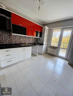 As-desticiler'den Yıldıztepe Merkezi Konumda Cadde Üstü 3+1