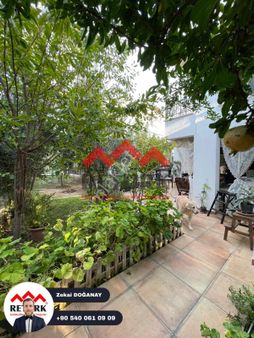 Retürk'den Didim'de Satılık 4+1 Bahçeli Villa Denize 300 (m)
