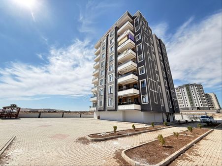 Cadde Seyrandan Satlık Acil Acil Ara Kat