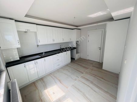 Anayola Cephe Binada Deniz Manzaralı Sıfır 3+1 Daire