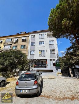 Burdur Arslanbeyemlaktan Emek Mahallesinde Sıfır Eşyalı Apartlar