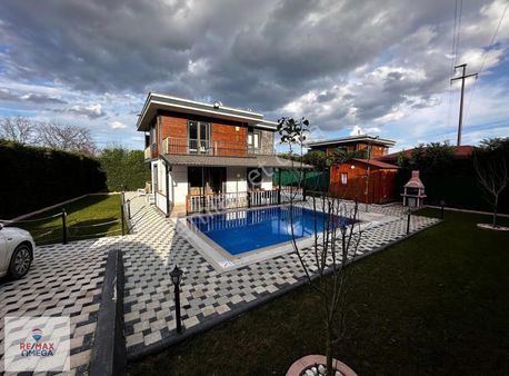 Sapanca Yanık Satılık Müstakil Villa